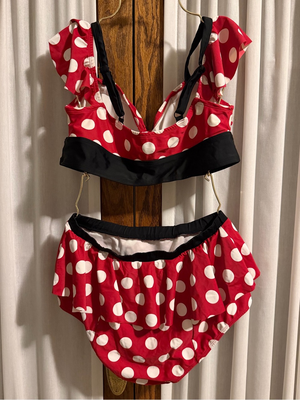 Torrid x Disney Limited Edition Minnie Mouse Red Polka Dot 2-Piece Swimsuit - Picture 7 of 15